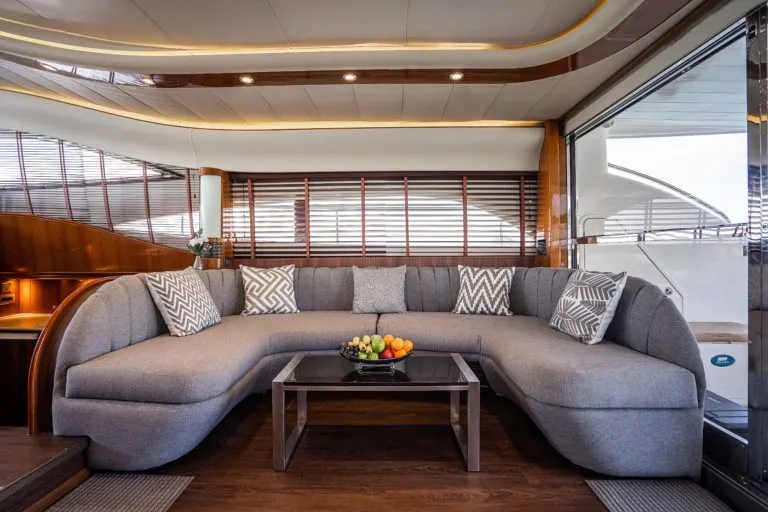 Princess 65 - 9