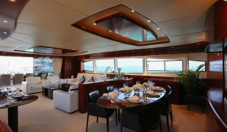 Astondoa 102ft - 12