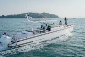 Axopar 37 LILA - 3