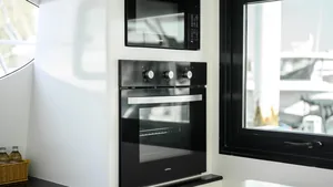 Bon Bon 52 — galley