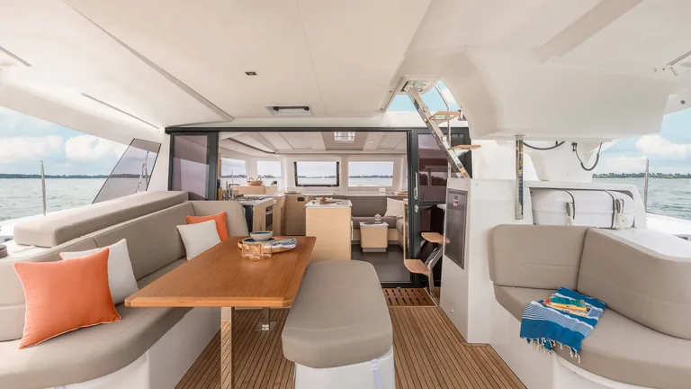 Fountaine Pajot 41 — cockpit table Fountaine Pajot 41 — cockpit table