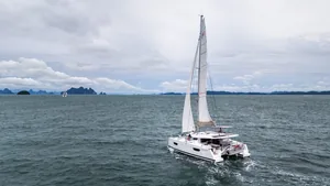 Fountaine Pajot Astrea 42 — sailing
