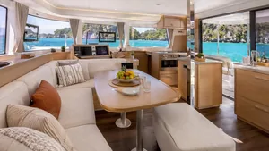 Lagoon 42 — saloon Lagoon 42 — saloon