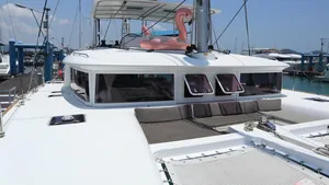 Lagoon 450 St Anna — bow