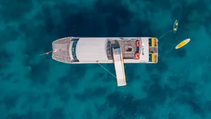 Speed Catamaran 4 Engines — view from above
